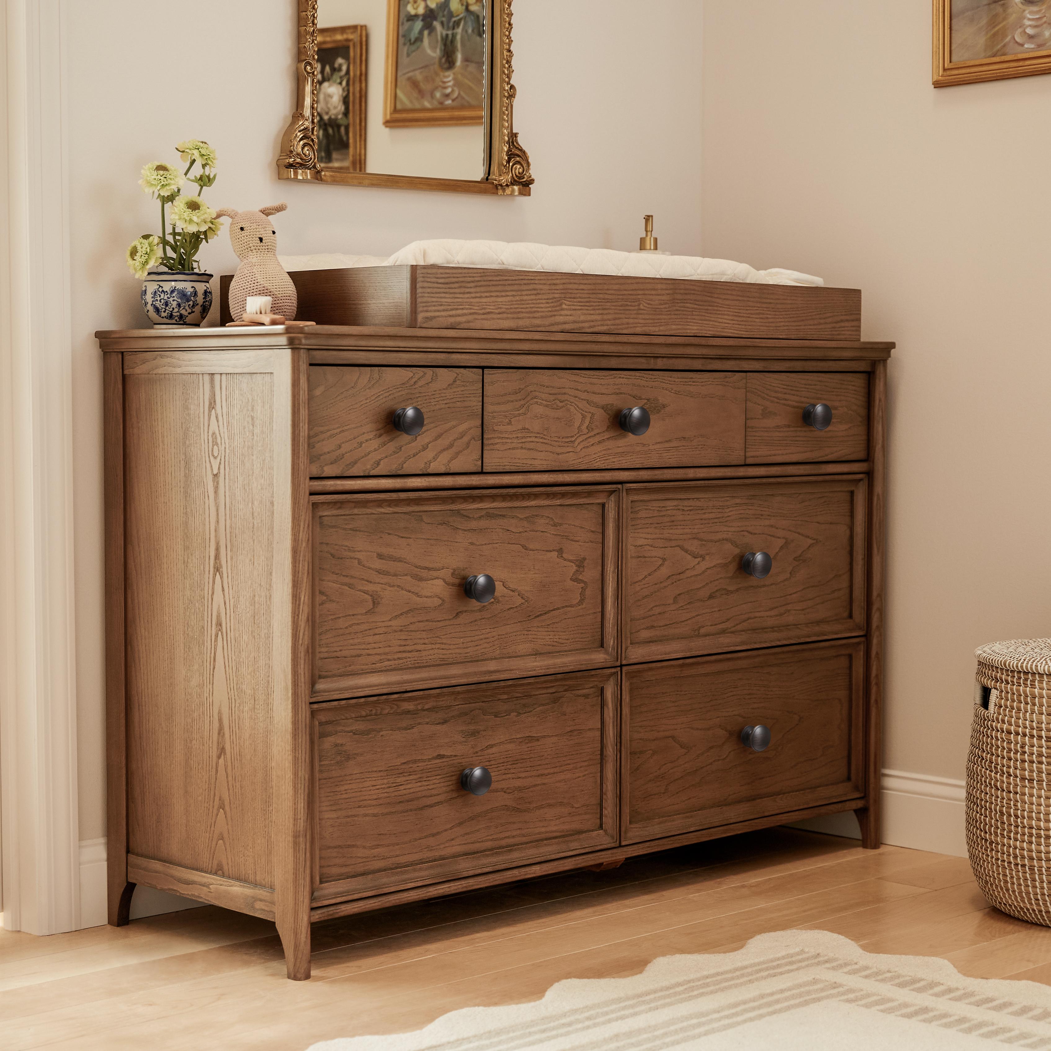 Maxi-Cosi Nursery Quiet Luxury 7-Drawer Dresser