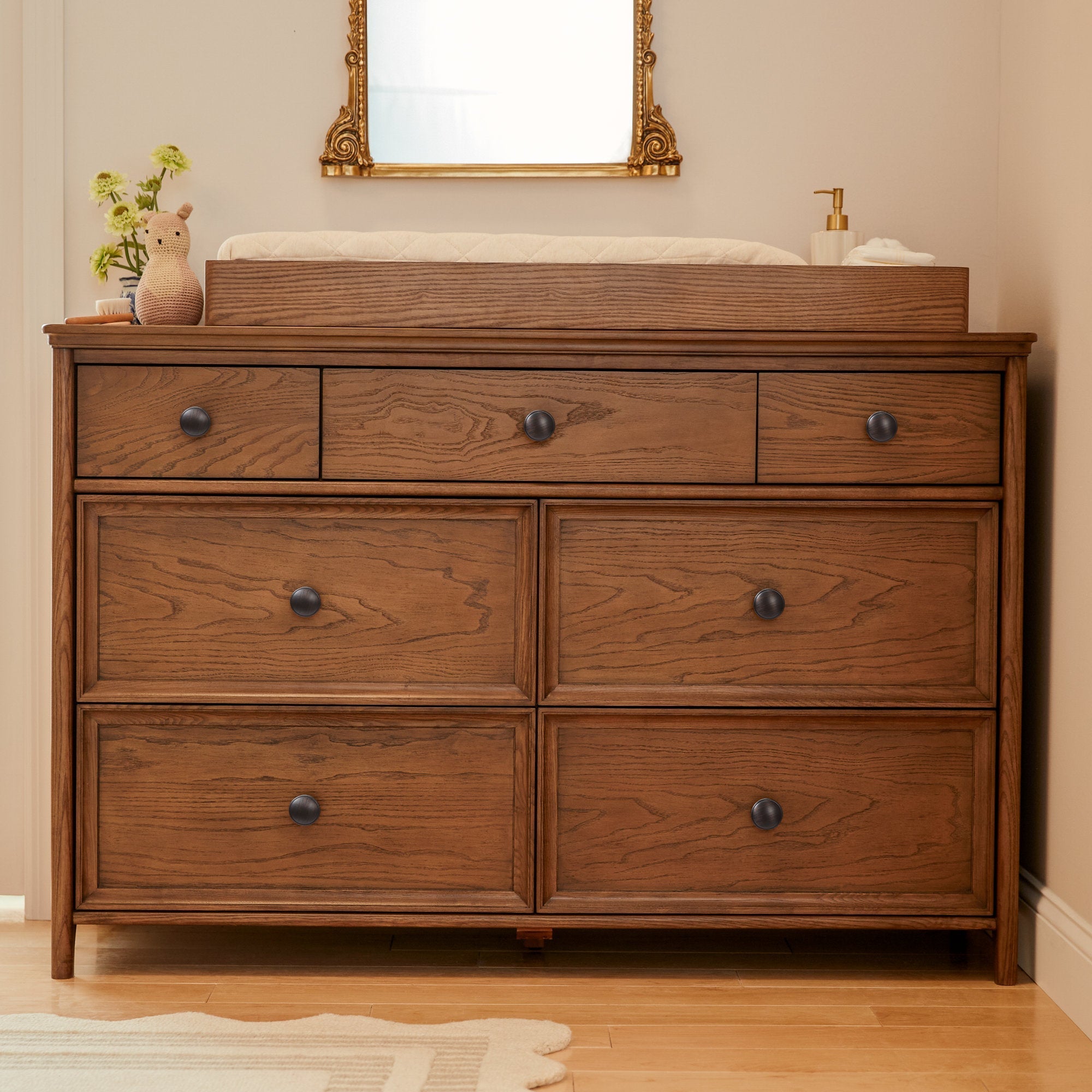 Maxi-Cosi Nursery Quiet Luxury 7-Drawer Dresser
