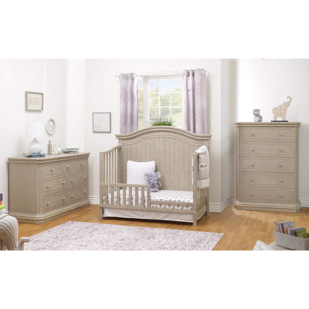 Sorelle Vista Elite 4-In-1 Crib