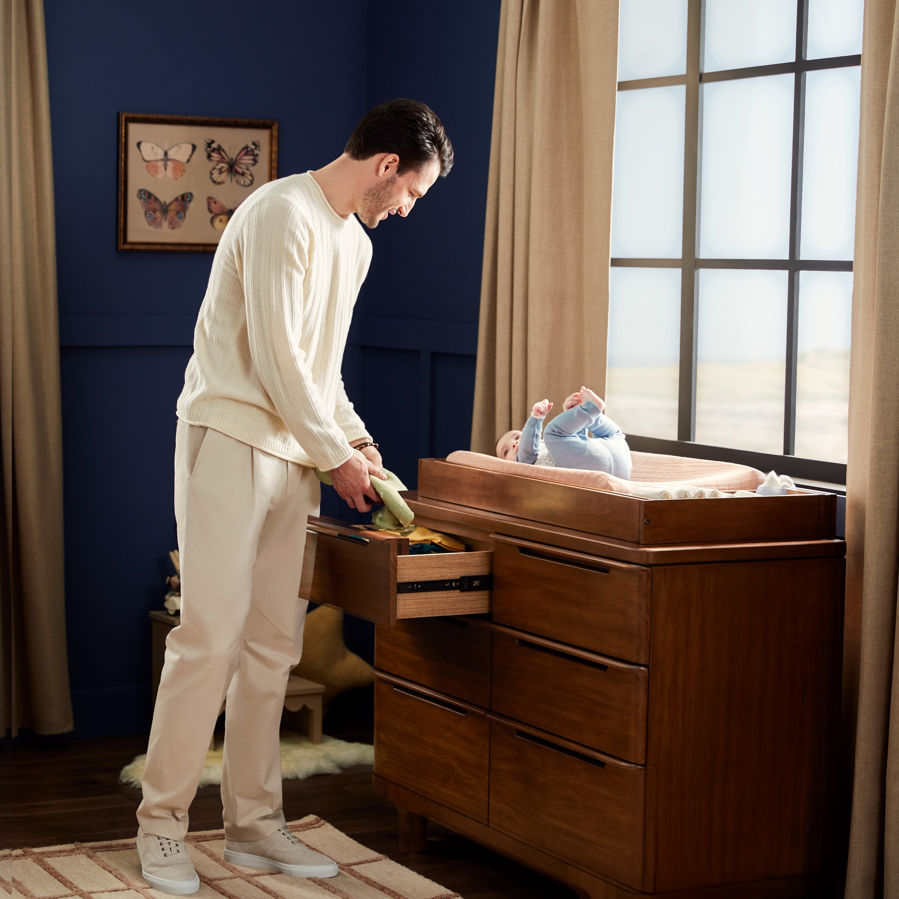 Maxi-Cosi Nursery Embraced Forms 6-Drawer Dresser