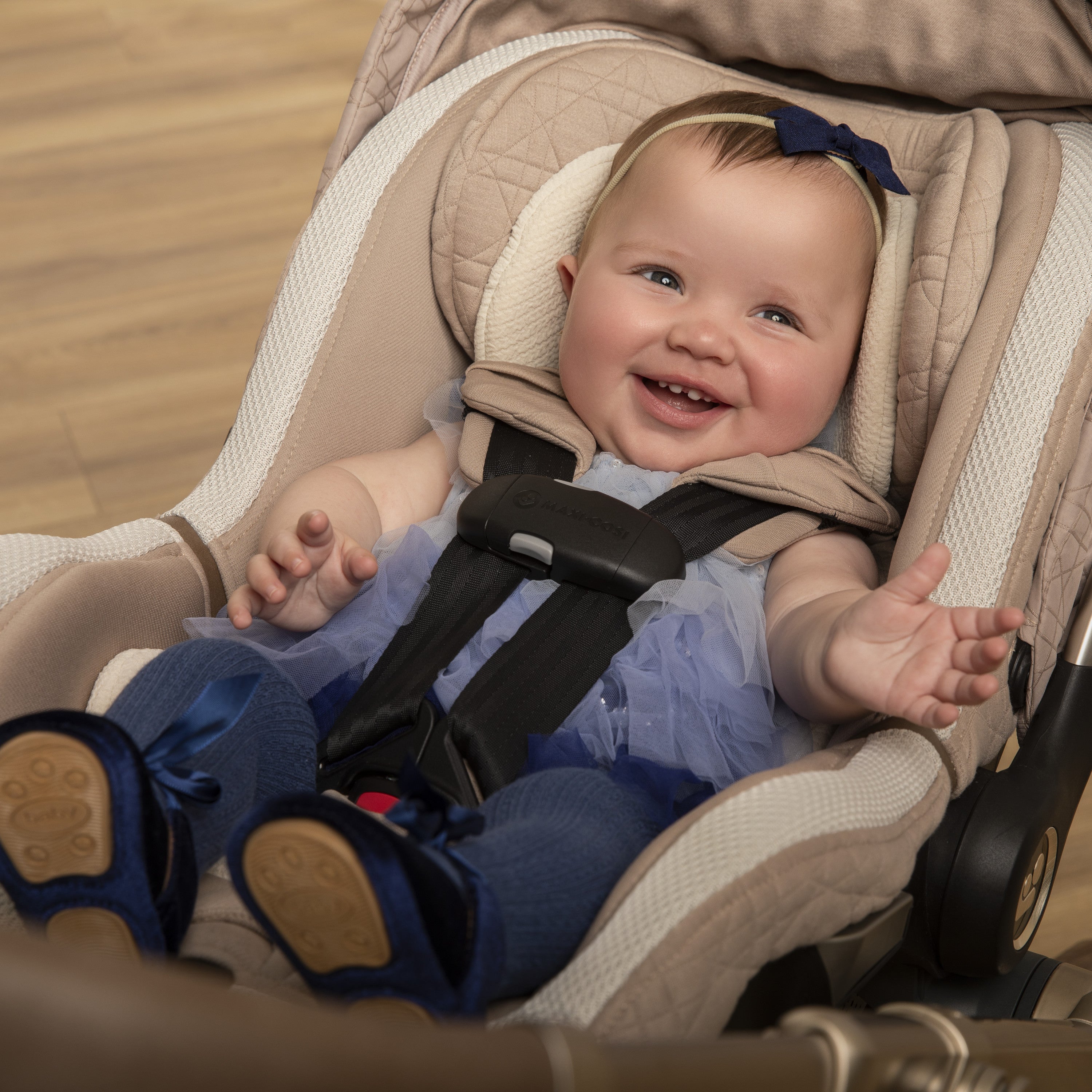 Maxi-Cosi Peri™ 180° Rotating Infant Car Seat