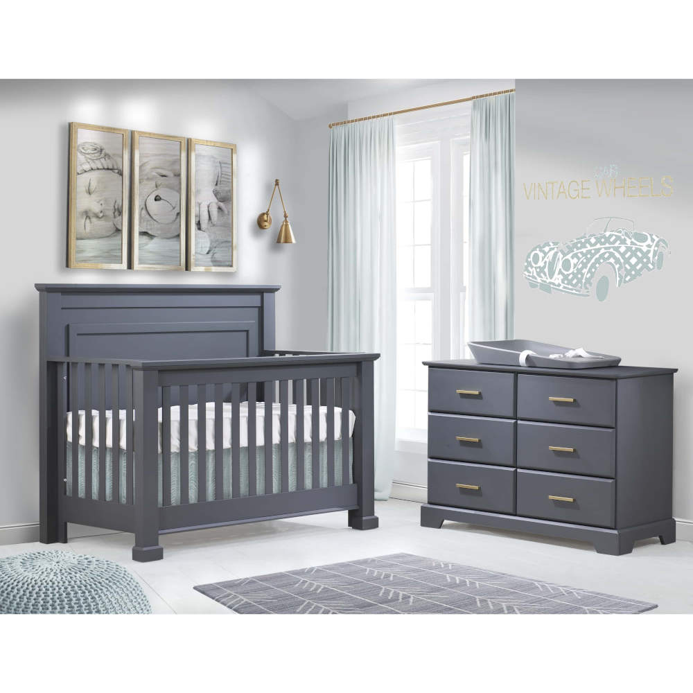 Natart Taylor ''5-in-1'' Convertible Crib