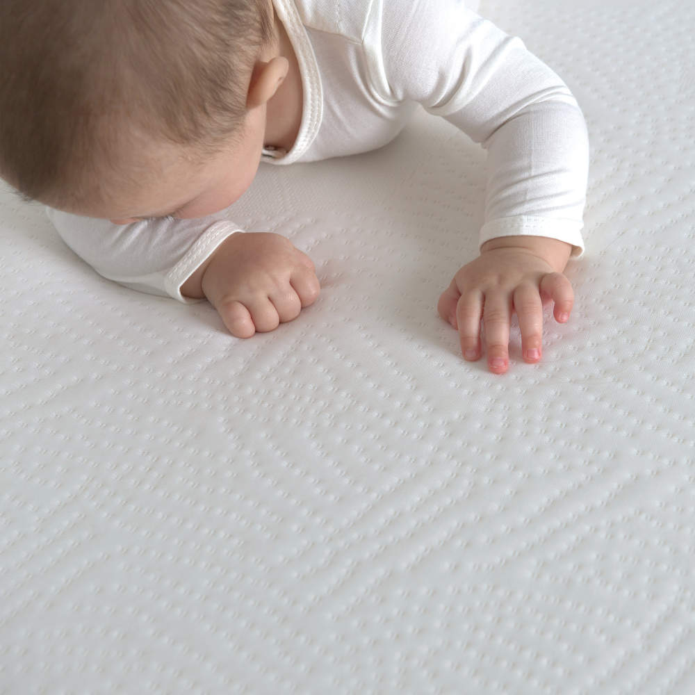 Bundle of Dreams Organic Cotton Fitted Mini Crib Sheet